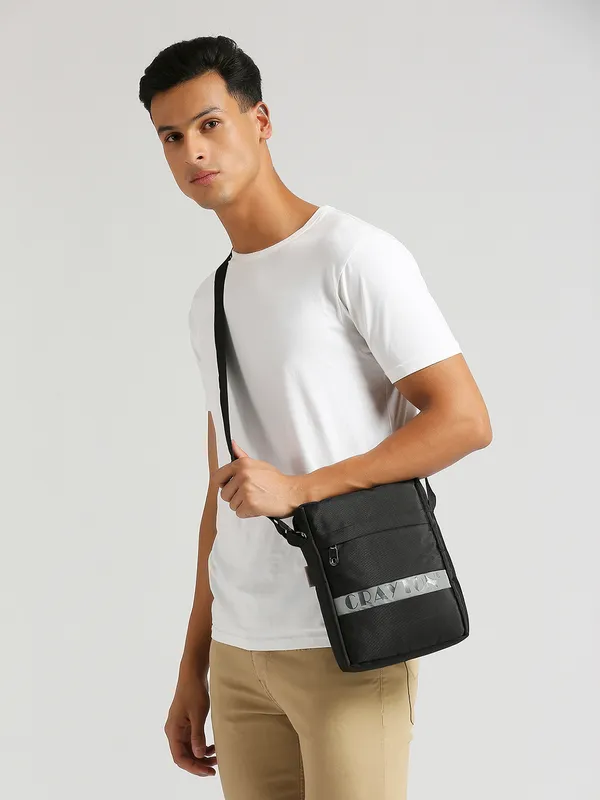 Black_Polyester_Sling_Or_Side_Bag_For_Unisex