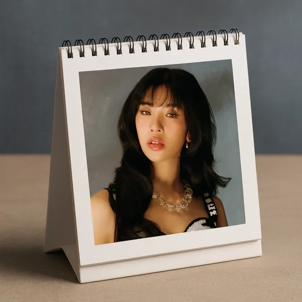 Katseye_Desk_Photo_Album_–_Premium_Spiral_Display_(24_Glossy_Laminated_Photos_Front_Back)