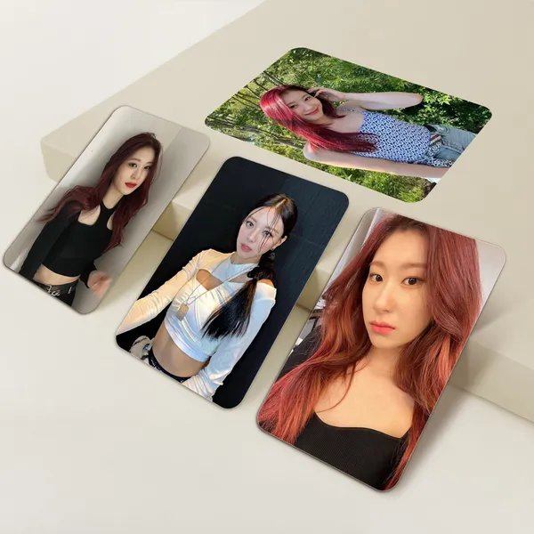 Multicolor_Itzy_Bias_Pack_Selca_K-Pop_Girl_Group_Photo_Cards_(_Set_Of_14_+_2_Freebies_)_Photographic_Paper_(2.8_Inch_X_3.5_Inch)