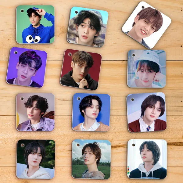 Multicolor_Txt_Flash_1Mm_Thick_Cards_With_Snap_Key_Ring_(Set_Of_12_Cards_24_Photos_Front_Back)_Fine_Art_Print_(2.5_Inch_X_2.5_Inch)