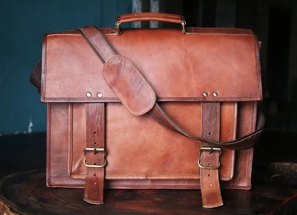 Brown_Handmade_18″_Genuine_Leather_Cross_Body_Bag_With_Big_Pocket_(_12x16_inchs_)