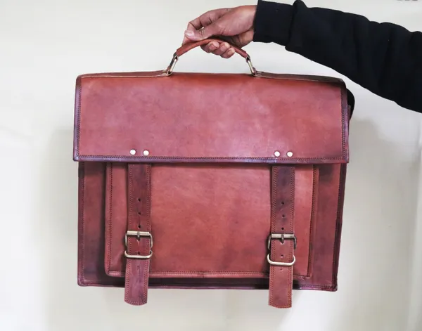 Brown_Handmade_18″_Genuine_Leather_Cross_Body_Bag_With_Big_Pocket_(_12x16_inchs_)