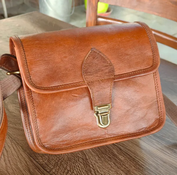 Brown_Small_Genuine_Leather_Bag,_Rustic_Genuine_Leather_Shoulder_Bag,_Cross_Body_Purse,_Vintage_Look_Genuine_Leather_Phone/I_Pad_Tablet_Bag_For_Her_Or_Him_(_7x8_inchs_)