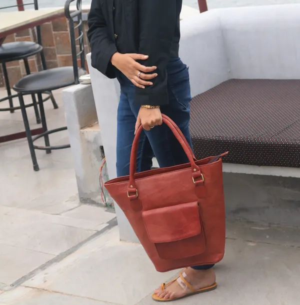 Brown_Genuine_Leather_Tote_Bag_For_Women_With_Zipper_-_Travel,_Work,_Over_The_Shoulder_Purses_(_13x14_inchs_)