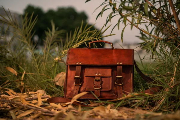 Brown_11"_Small_Genuine_Leather_Messenger_Shoulder_Bag_Cross_Body_Vintage_Bag__Satchel_Purse_Compatible_With_I-Pad_And_Tablet_(_10x13_inchs_)