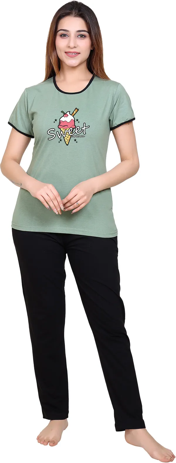 Green_Cotton_Blend_Printed_Top_&_Pyjama_Set_For_Women