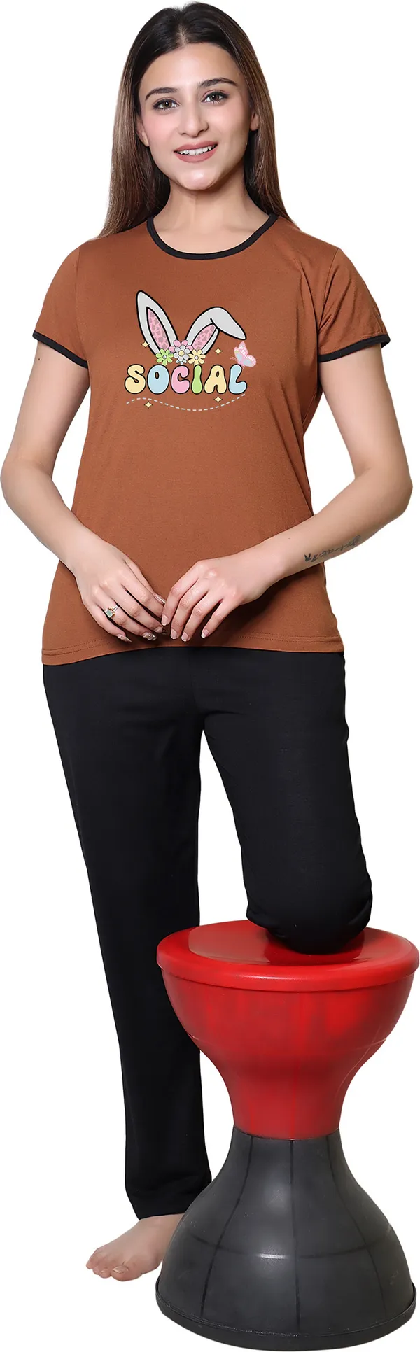 Brown_Cotton_Blend_Printed_Top_&_Pyjama_Set_For_Women