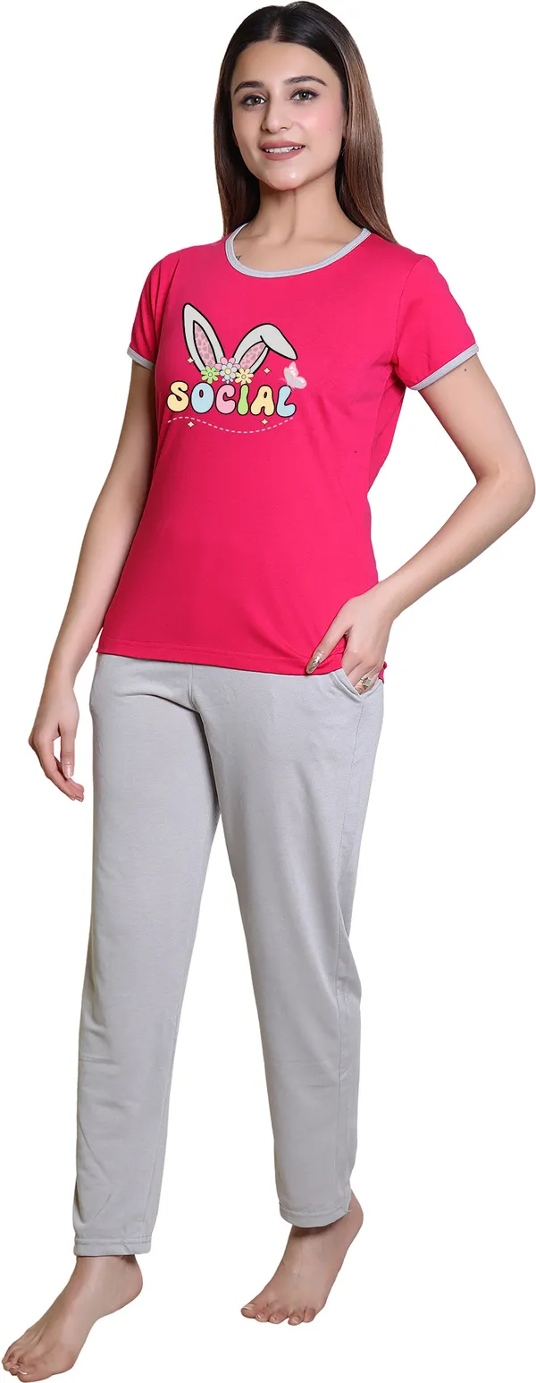 Pink_Cotton_Blend_Printed_Top_&_Pyjama_Set_For_Women