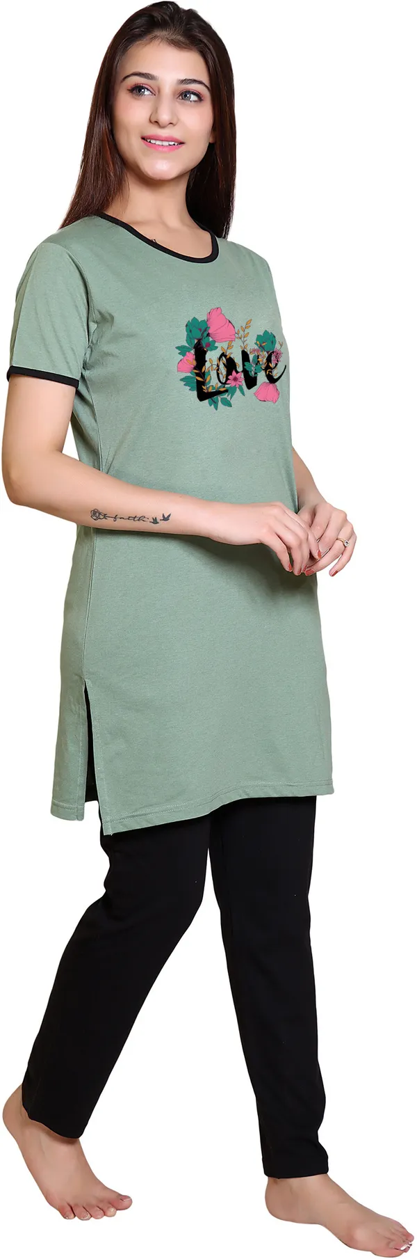 Light_Green_Cotton_Blend_Printed_Night_Suit_Set_For_Women