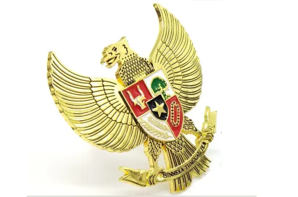 3D_Metallic_Alloy_Eagle_BTI_Front_Grill_Emblem_Badge_–_Golden_|_Premium_Car_Exterior_Decoration