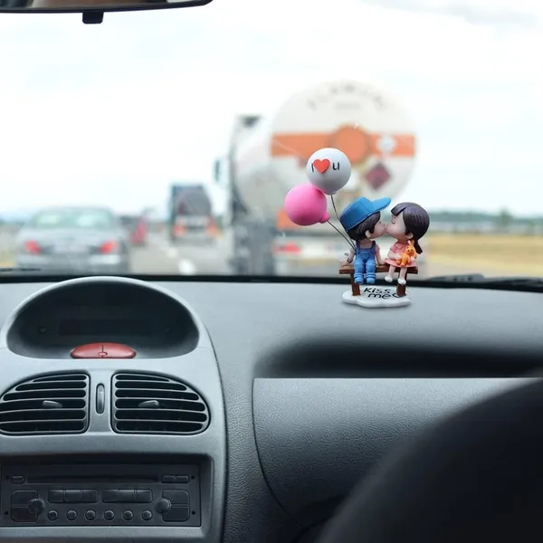 Cute_Cartoon_Couple_Dashboard_Ornament_–_Miniature_Balloon_Figurine_Decoration,_Fairy_Tale_Bonsai_Style_(Blue_&_Orange)