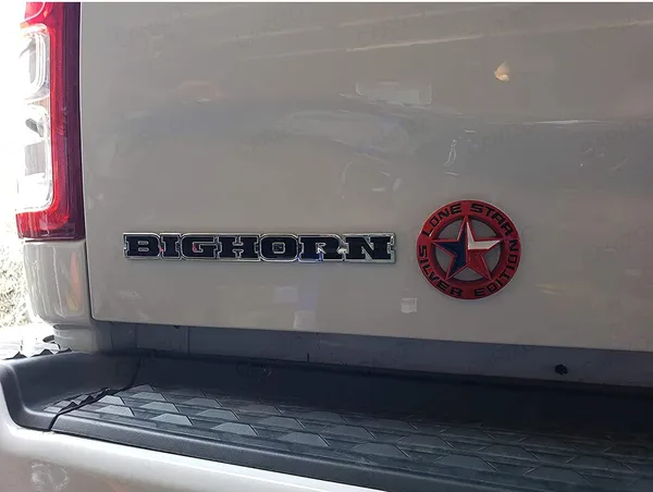 Premium_Zinc_Alloy_Badge,_3D_Premium_Car_Side_Fender_Rear_Trunk_(Design:_Silver_Lone_Star_Edition,_Red)_Emblem_Logo_Badge_Decals