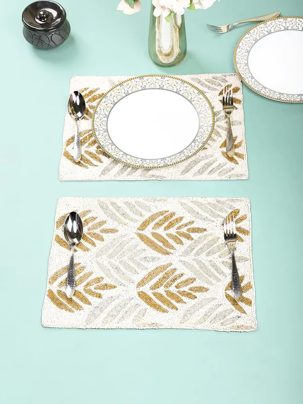 Firozi_Poleyster_Placemats,_Beaded_Design,14_Inch_Gulmohar_Floral_Pattern,_Best_For_Bed-Side_Table/Center_Table,_Dining_Table/Shelves_Pack_Of_1