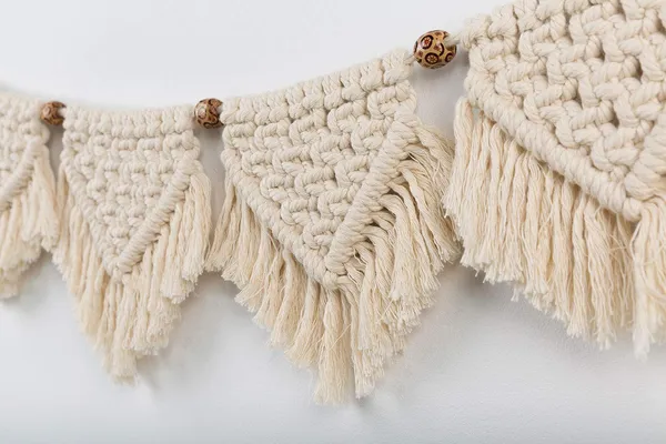 White_Macrame_Wall_Hanging_For_Home_D�cor