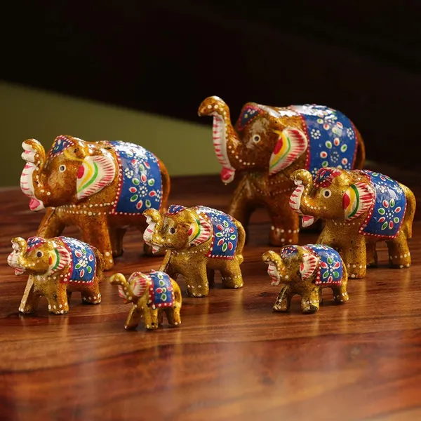Gold_Handcrafted_Set_Of_7_Showpiece_7_Elephant_For_Decoration_For_Office,_Home_And_Gift_Purpose_Birthday,_Occasional_Nd_Thankasgiving_Party_(20X10Cm,15X_8Cm,14X8_Cm)