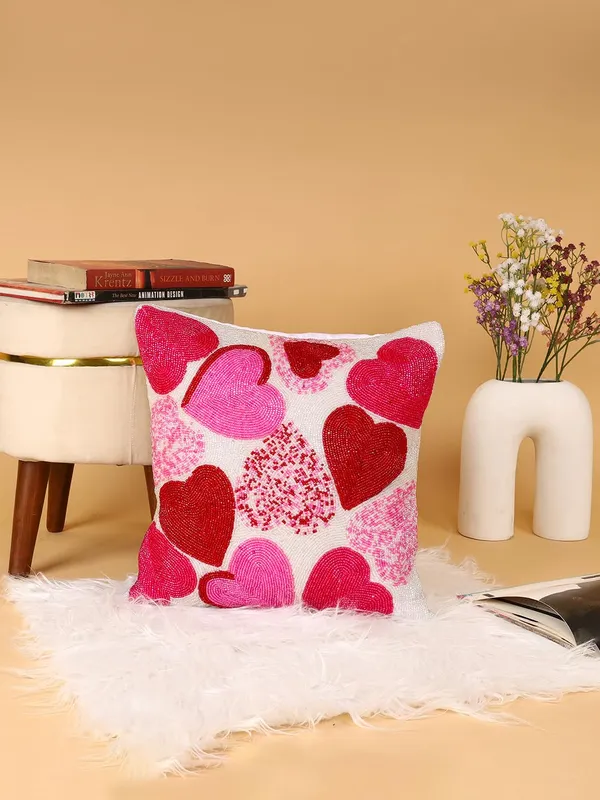 Multicolor_Printed_Cushions_&_Pillows_Case_Beaded_Heart_Pattern_(40.64_Cm*40.64_Cm)_Beautiful_Heart