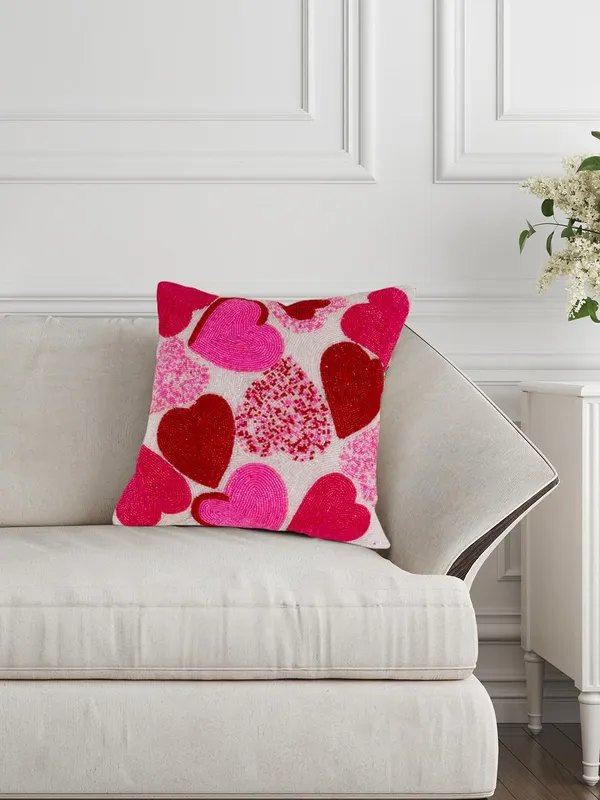 Multicolor_Printed_Cushions_&_Pillows_Case_Beaded_Heart_Pattern_(40.64_Cm*40.64_Cm)_Beautiful_Heart