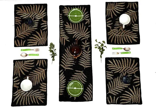 Multicolor_Best_Export_Quality_Jacquard_Cotton_Dining_Table_Mats_5_Pieces_With_Runner_-(Set_Of_5_,One_Runner_Nd_4_Placemats)_(Mats-_14"_X_12"_And_Table_Runner-_36"_X_13")