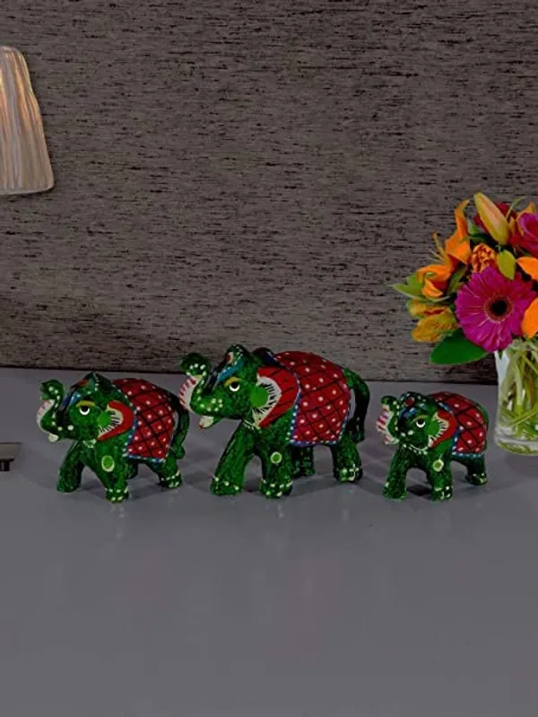 Gold_Handcrafted_Set_Of_3_Showpiece_Elephant_For_Decoration_For_Office,_Home_And_Gift_Purpose_Birthday,_Occasional_Nd_Thankasgiving_Party_(20X10Cm,15X_8Cm,14X8_Cm)_Green