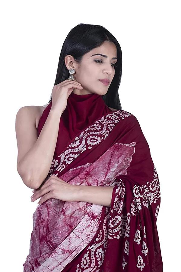 Maroon_Hand_Block_Printed_Jaipuri_Handloom_Cotton_Mulmul_Saree_With_Unstitched_Blouse_Piece_For_Women