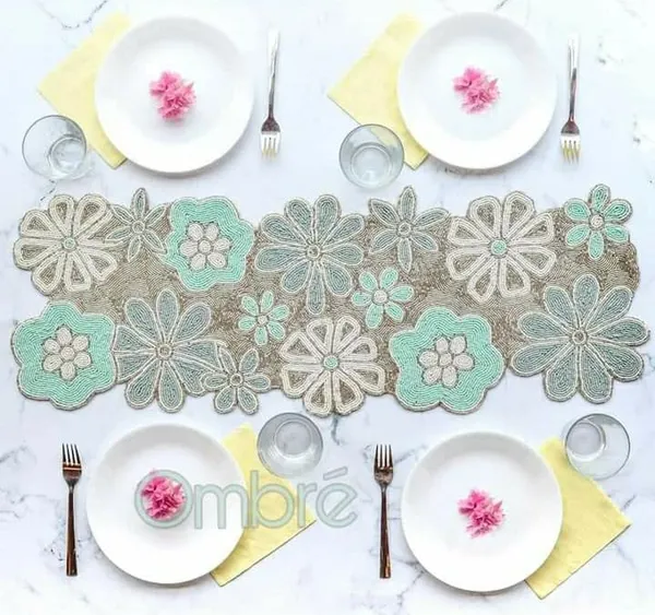 Multicolor_Jacquard_Cotton_Dining_Table_Mats_5_Pieces_With_Runner_-(Set_Of_5_,One_Runner_Nd_4_Placemats)_(Mats-_14"_X_12"_And_Table_Runner-_36"_X_13")
