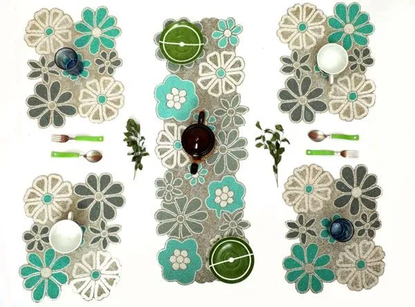 Multicolor_Best_Export_Quality_Jacquard_Cotton_Dining_Table_Mats_5_Pieces_With_Runner_-(Set_Of_5_,One_Runner_Nd_4_Placemats)_(Mats-_14"_X_12"_And_Table_Runner-_36"_X_13",)