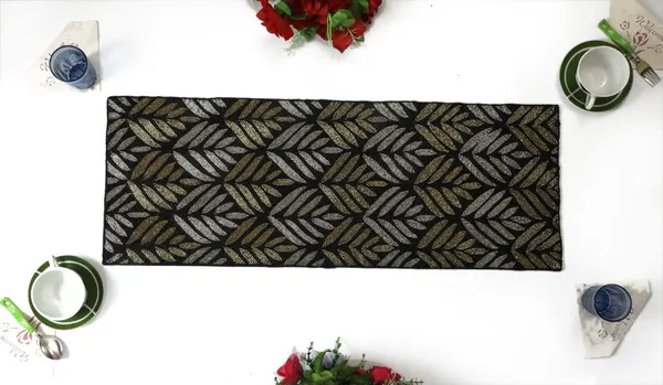 Turquoise_Gorgious_Handcrafted_Beautiful_Beaded_Dinning_Table_Runner_13/36_Black_Desgin