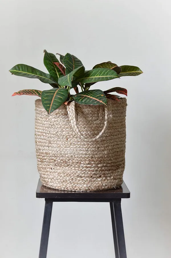 Brown_Modern_Jute_Planter,_Basket_/Plant_Pot_Cover_Storage_Basket,_For_Home_Office_Outdoor_Indoor_Gift_(Single_)(Height_30Cm,_Width_30_Cm)_Multi-Purpose_Use_For_Bathroom_Living_Room_10X12