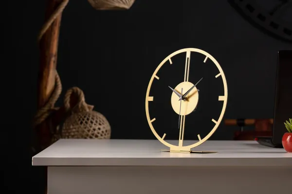 Gold_Iron_Premium_&_Elegant_Rust_Free_Wallclock_Of_(12_X_12)_In