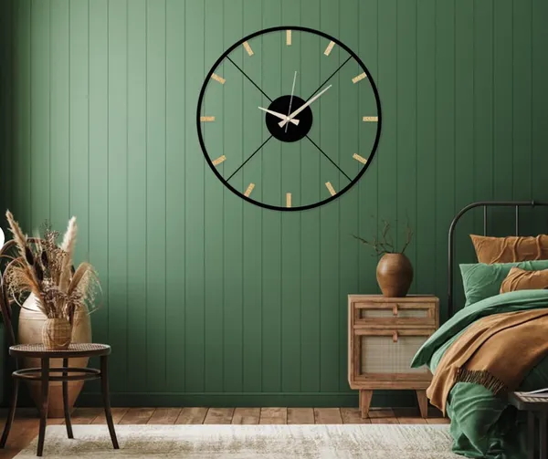 Gold_&_Black_Iron_Premium_&_Elegant_Rust_Free_Wallclock_Of_(24_X_24)_In