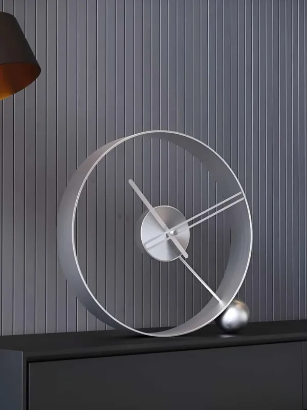 Silver_Iron_Premium_&_Elegant_Rust_Free_Wallclock_Of_(12_X_12)_In