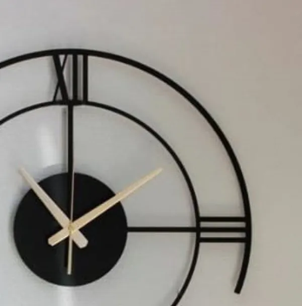 Black_Iron_Premium_&_Elegant_Rust_Free_Wallclock_Of_(24_X_24)_In