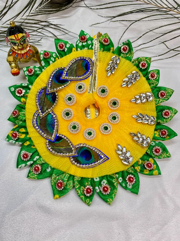 Laddu_Gopal_Yellow_Motif_Dress_With_Pagdi