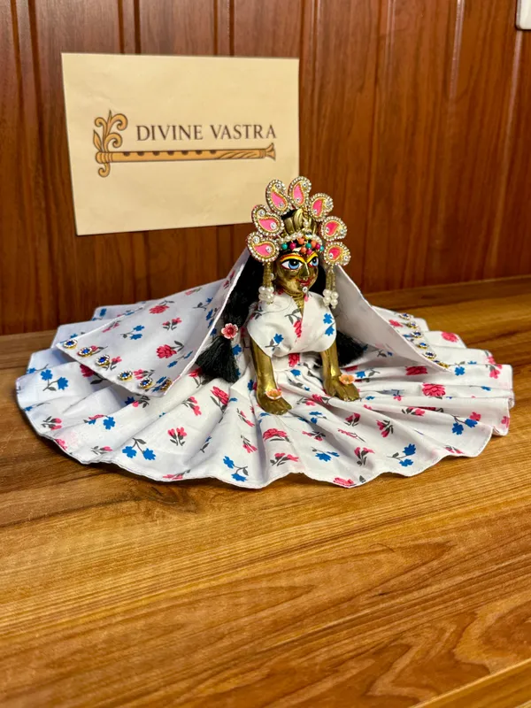 Bal_Radha_White_Cotton_Poshak_with_Dupatta_&_Chandrika
