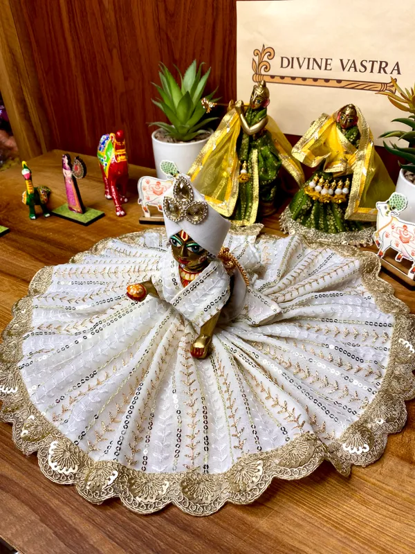 Laddu_Gopal_Chandni_Sharad_Poshak