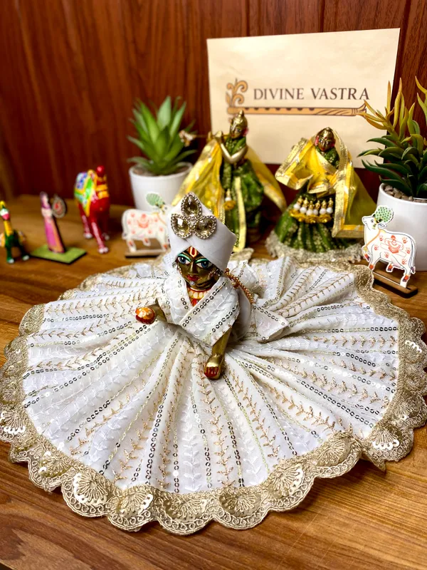 Laddu_Gopal_Chandni_Sharad_Poshak