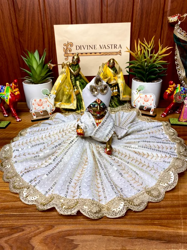 Laddu_Gopal_Chandni_Sharad_Poshak