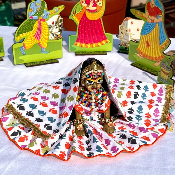 Bal_Radha_Ladli_Ji_Summer_Special_Cotton_Poshak_Satrangi_Bloom