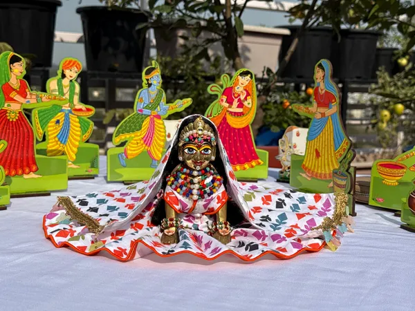 Bal_Radha_Ladli_Ji_Summer_Special_Cotton_Poshak_Satrangi_Bloom
