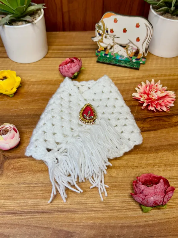 Premium_Wool_White_Shawl_for_Laddu_Gopal_|_Mata_Rani