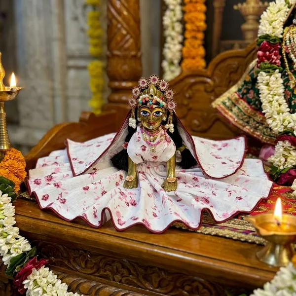 Bal_Radha_Summer_Spl_White_Maroon_Cotton_Poshak