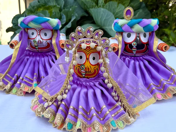 Jagannath_Ji_Lavender_Satin_10_pc_Dress_Set