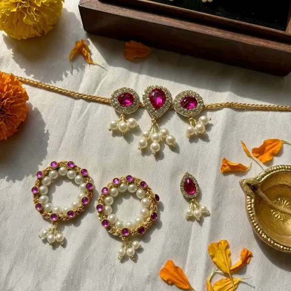 Jewellery_Set_(Pink_Set_A)_for_Jagannath_Ji_Family_