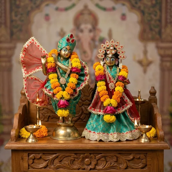 Turquoise_&_Red_Radha_Krishna_Poshak
