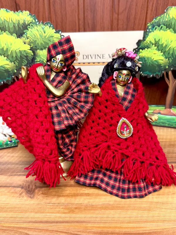 Red_Check_Radha_Krishna_Poshak_(with_Pagdi_&_2_Shawls)