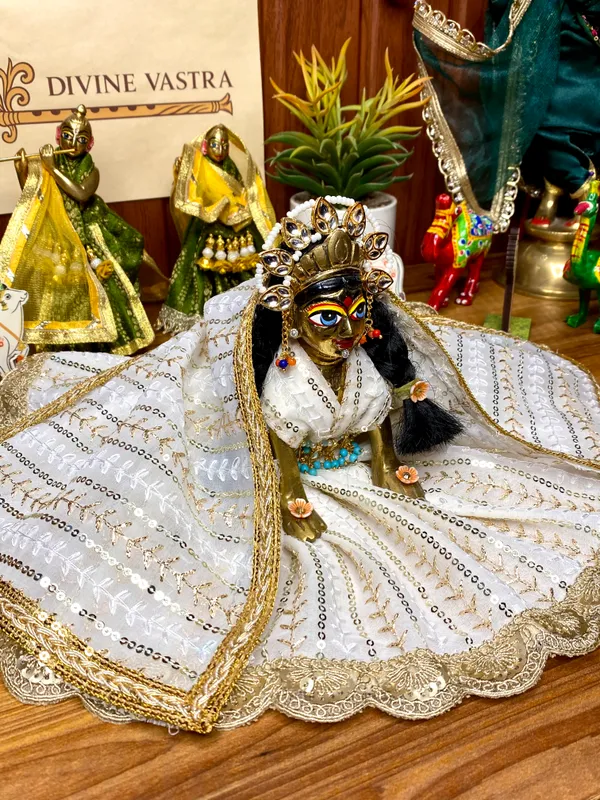 Sharad_Poornima_Radha_Rani_Poshak
