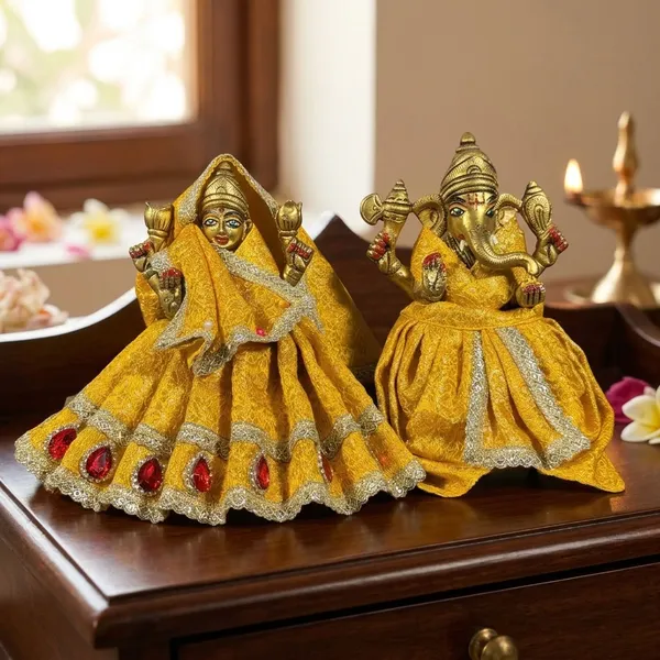 Yellow_Lakshmi_Ganesh_Ji_Poshak
