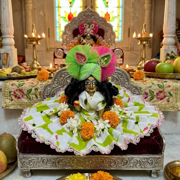 Laddu_Gopal_Hariyali_Leher_Poshak_with_Pagdi