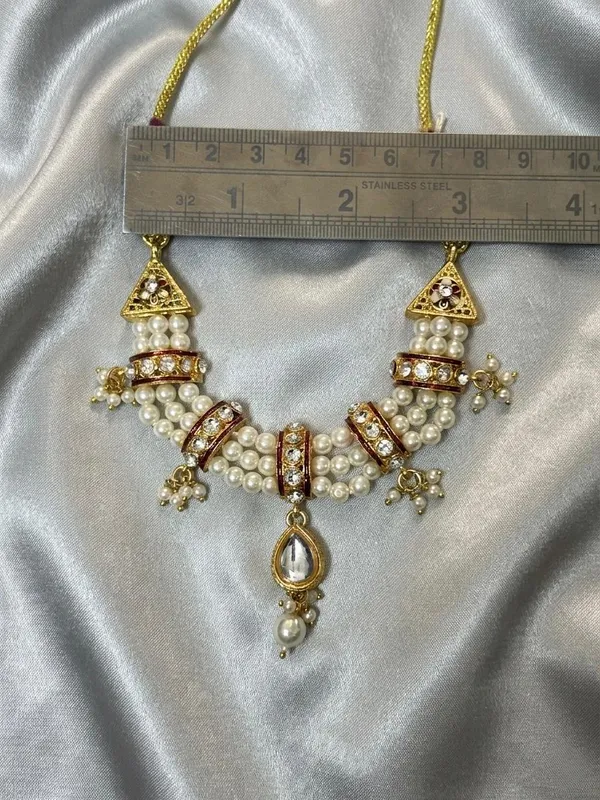 Mala_Pearl_&_Kundan