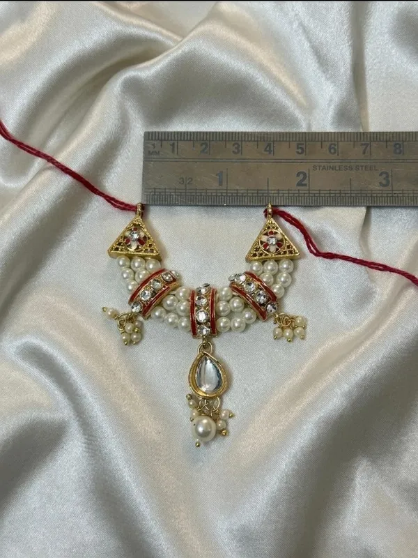 Mala_Pearl_&_Kundan